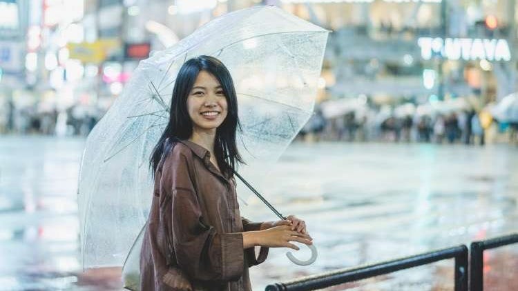 Unveiling the 'Rainy Day Hotspots:' Japan's Top 10 Indoor Attractions for Foreign Tourists This Rainy Season